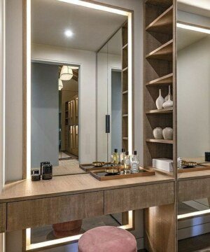 NOVARA GRANDE VANITY TABLE