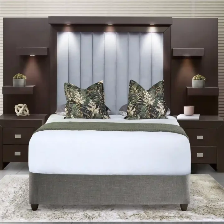 Camerich 3 Piece Queen Bedroom Suite