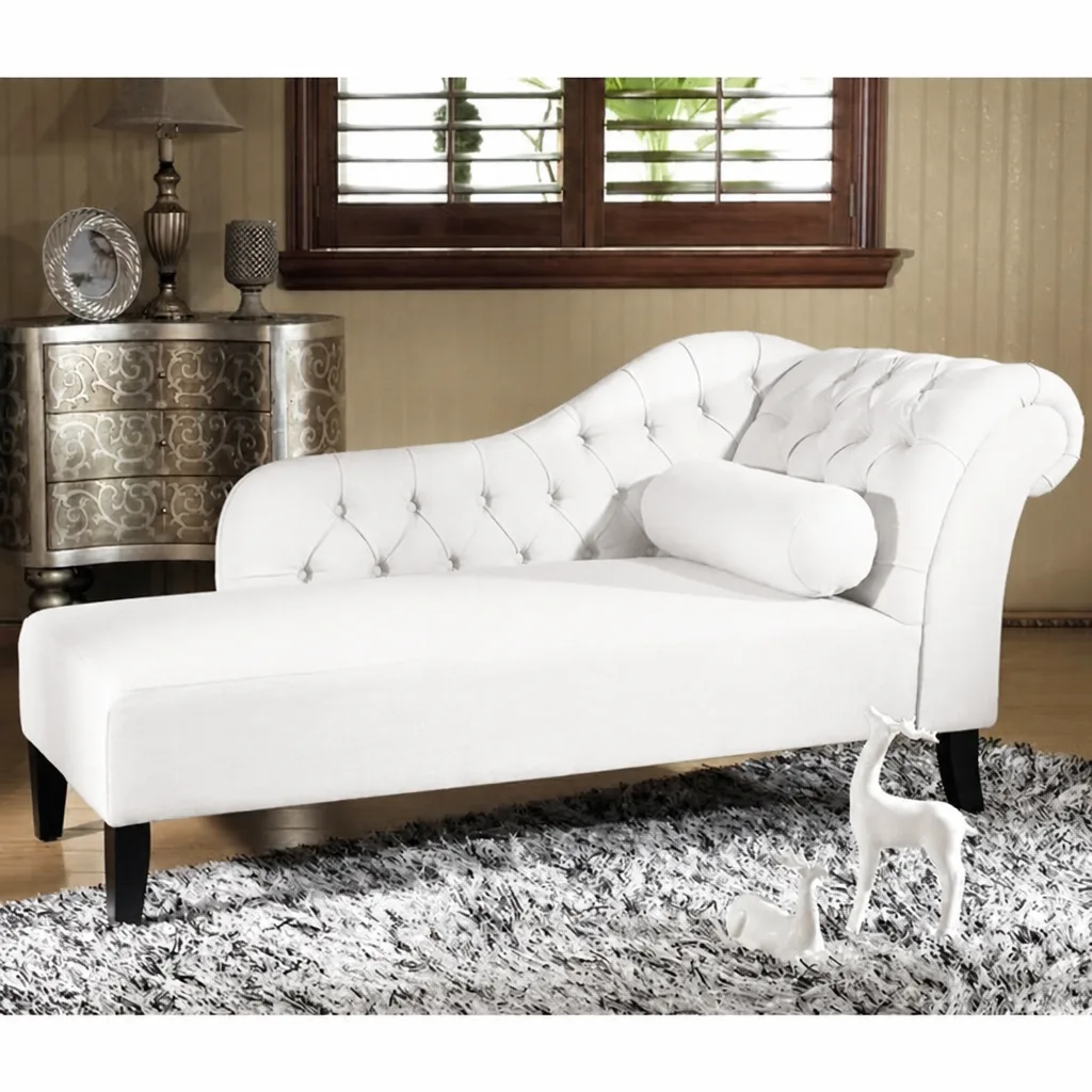 ANGULARITY Buttoned Day Bed